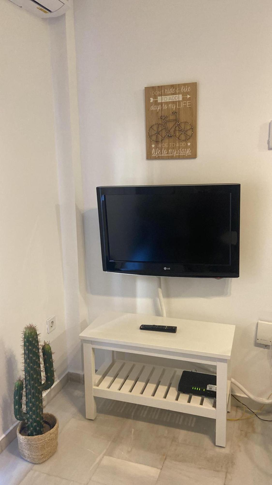 Apartamento Melina Arlu - Barrio La Victoria Malaga Ngoại thất bức ảnh